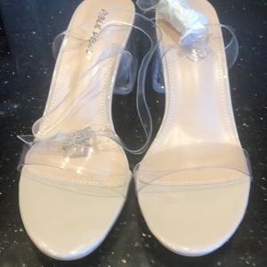 NWT Clear Block Heel Sandals Sz 8
